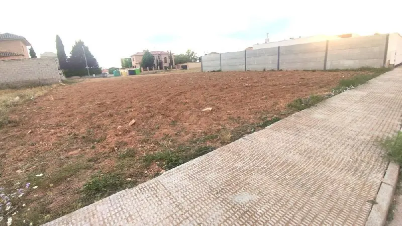 Solar en Venta Nuevo Valdepeñas 540m2