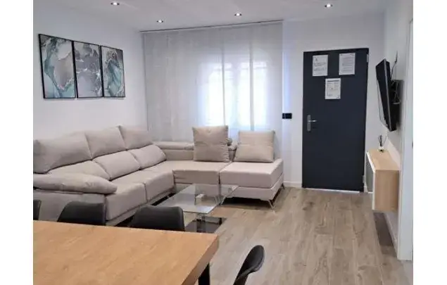 Alquiler Apartamento 4 Dormitorios Granada