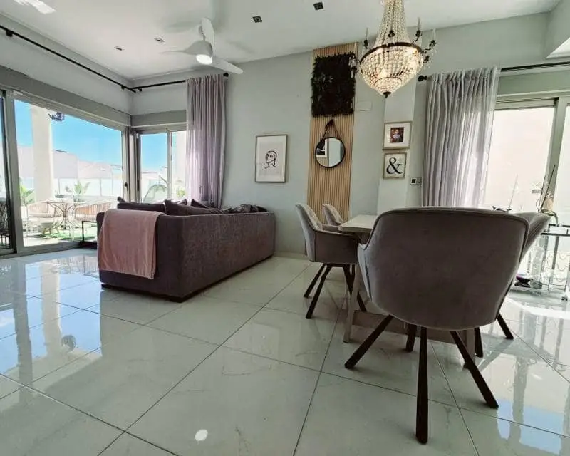 Chalet en venta en Villamartín - Las Filipinas, Orihuela, Alicante