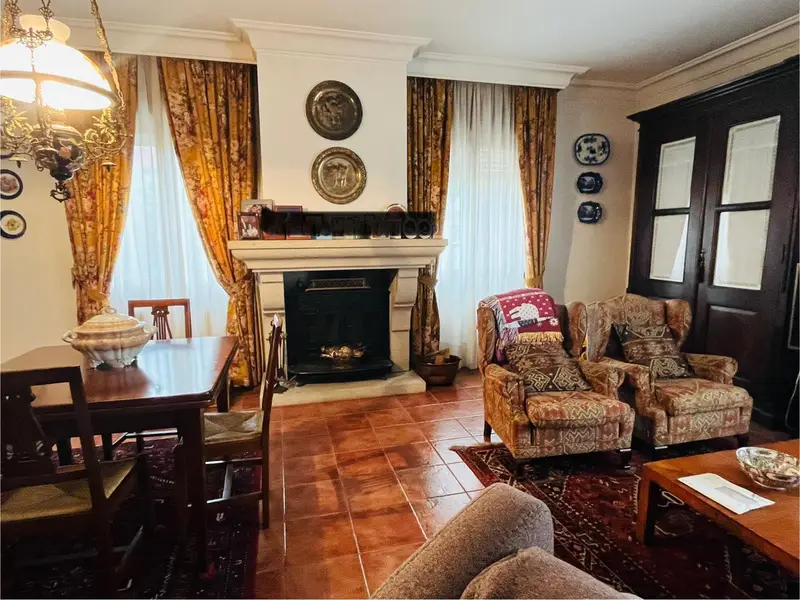 Casa Aislada 370m2 en Ribadumia 5 Dormitorios Jardin 350m2