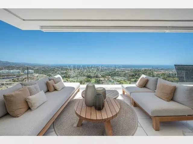 Piso de 3 Dormitorios en venta Nueva Andalucia, España
