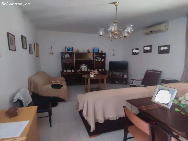 Planta Baja en Campohermoso 170m2 2 Dormitorios Patio