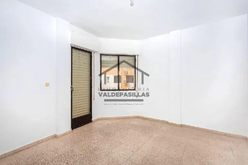 Venta Piso a Estrenar en Colón Montijo 4 Dormitorios