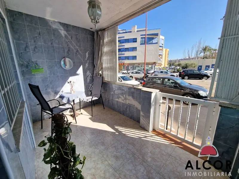 Apartamento Playa Peñiscola - Planta Baja con Sótano y Terrazas