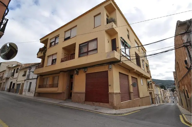 Apartamento 3 Dormitorios Pinoso Alicante