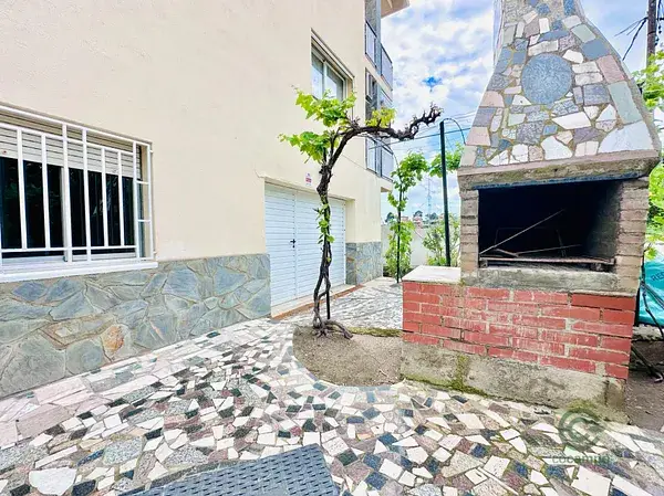 Casa en Sant Vicenç dels Horts con Jardín y Garaje