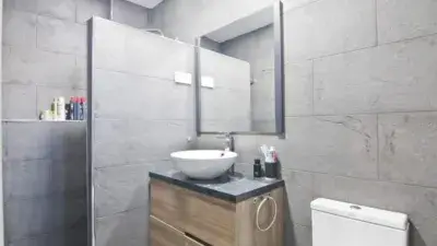 Casa Reformada en Motril - 2 Dormitorios - Terraza y Trastero