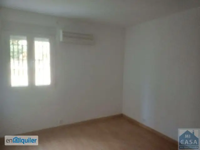 Alquiler Piso 3 Dormitorios Mérida Badajoz