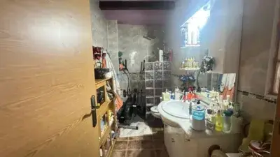 Casa en Venta cerca de Le
ón con Jardín y Barbacoa