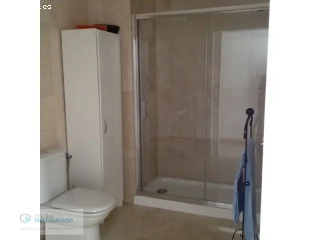 Apartamento Amueblado Cerca del Centro con Garaje y Balcon
