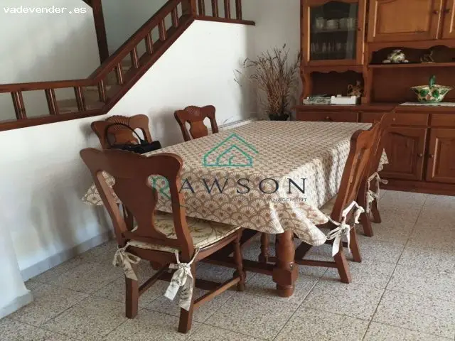 Casa Adosada en Cunit con Jardin Cerca de la Playa