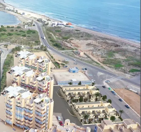 Adosados en La Manga 2 y 3 Dormitorios Cerca del Mar