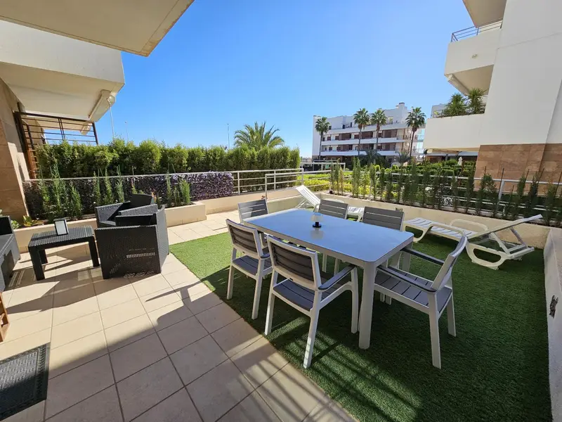 Apartamento en Orihuela Costa con Piscina