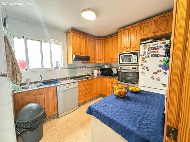 Piso en venta Torrevieja centro con inquilina