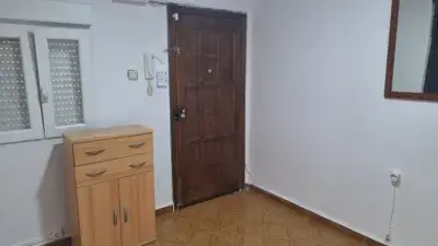 Apartamento en Venta en La Carriona 3 Habitaciones Reformadas Cerca de Avilés