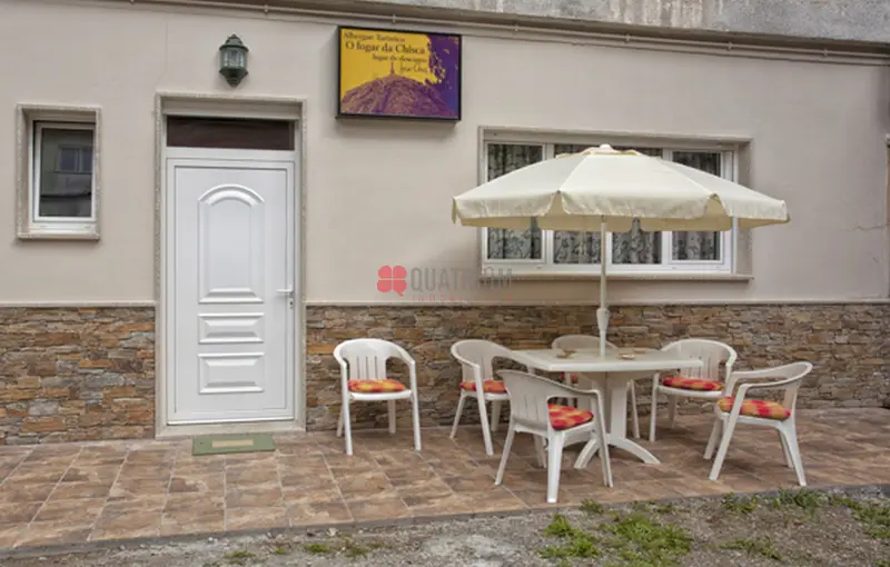 Piso en Sigüeiro con Licencia de Hostal 12 Camas