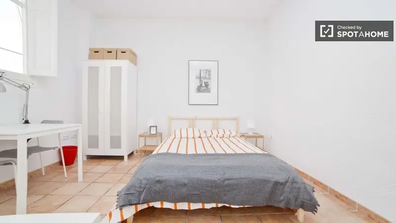 Apartamento 5 Dormitorios 1 Ba
														
														
														
														
														
														
														
														
														
														
														
														
														
														
														
														
														
														
														
														
														
														
														
														
														
														
														
														
														
														
														
														
														
														
														
														
														
														
													
												
 Valencia