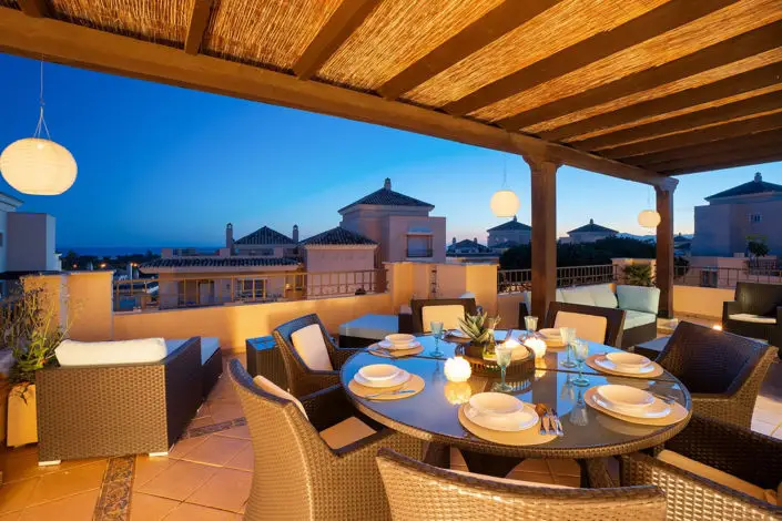 Atico Duplex 4 Dormitorios Elviria Vistas al Mar