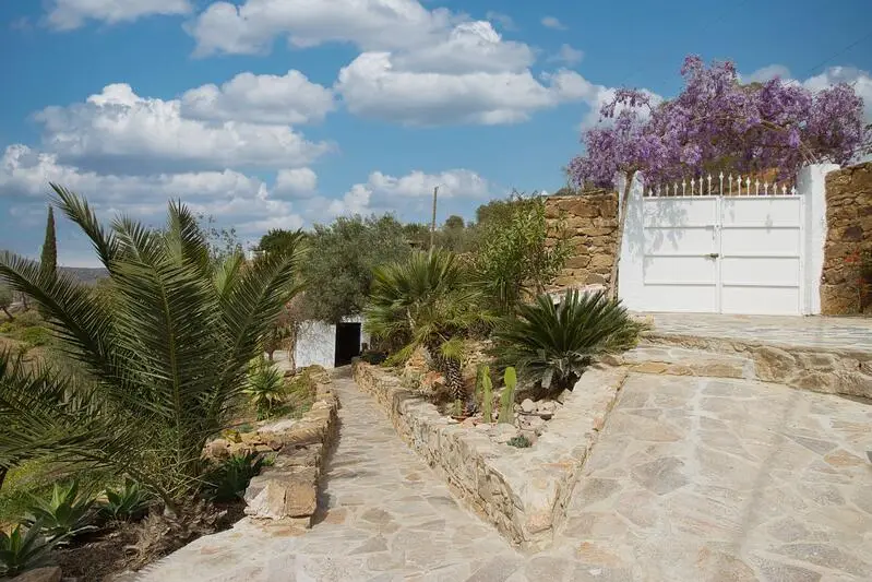 Casa de Campo con 2 Apartamentos en Cartama