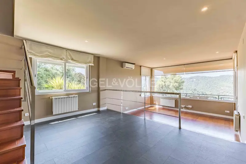 Chalet en Sarria Sant Gervasi con Jardin y Piscina