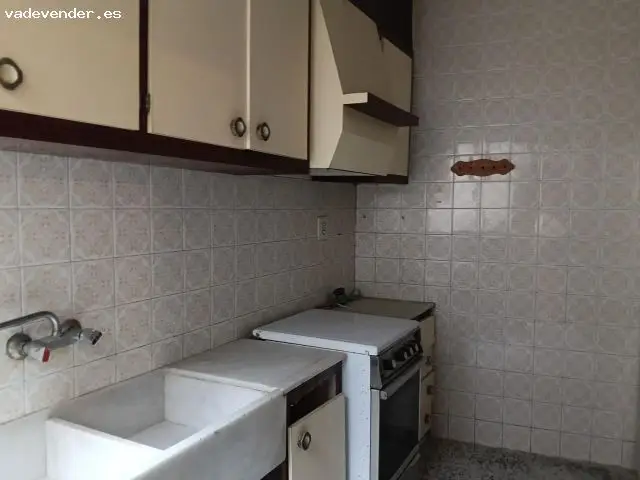 Casa en Agullent 3 Plantas con Patio y Terraza