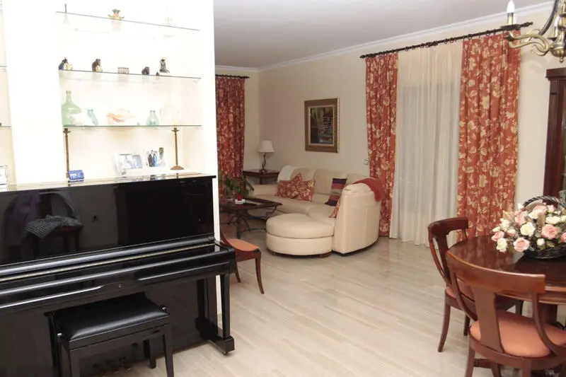 Villa de Lujo 6 Dormitorios Antequera
