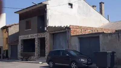 Casa en Venta en Muniesa 200m2 4 Dormitorios 2 Baños