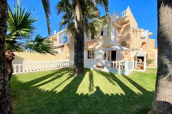Chalet Adosado en Los Frutales Torrevieja Cerca del Mar