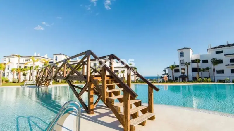 Altos de Estepona: Apartamentos de Lujo con Vistas al Mar