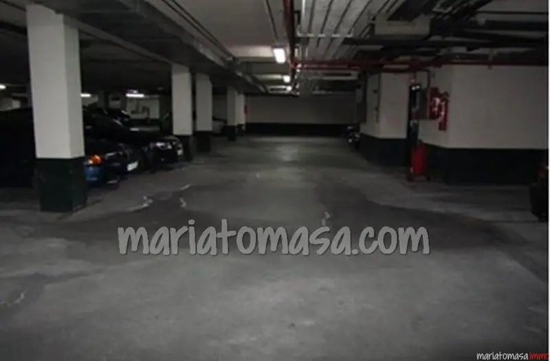 Plaza de Garaje en Venta en Leioa