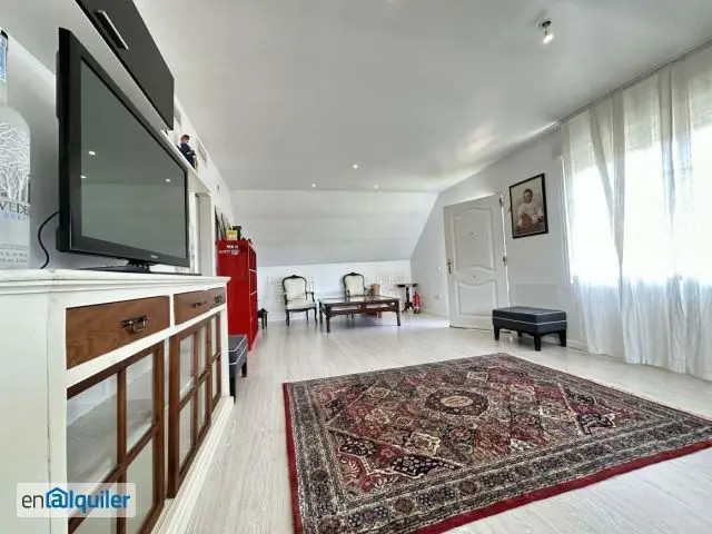 Chalet Valdecabañas con Piscina y Jardín 635m2
