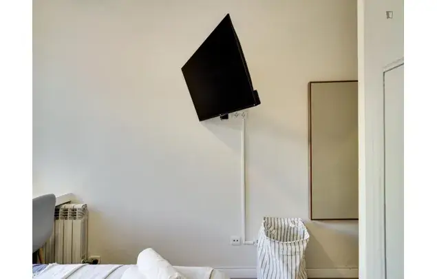 Alquiler Apartamento 4 Dormitorios Barcelona Sants Montjuic