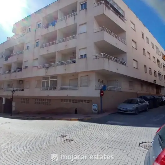 Apartamento 3 Dormitorios Garrucha Cerca Puerto