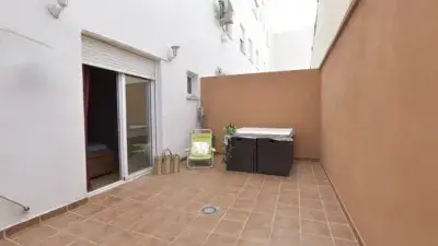 Piso en venta en Rafelbunyol con terraza y garaje