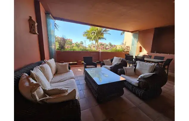 Apartamento 3 Dormitorios Guadalmansa