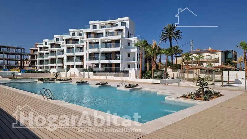 Atico de Lujo en Denia con Piscina y Vistas al Mar