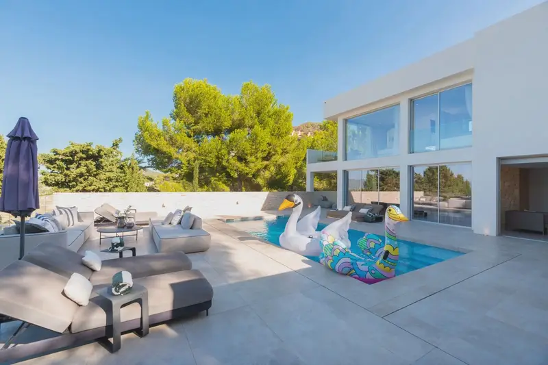 Villa Lujosa en Jesús Ibiza 6 Dormitorios Piscina Vistas Dalt Villa