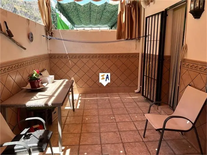 Casa Adosada en Zuheros Cordoba 3 Dormitorios 2 Baños