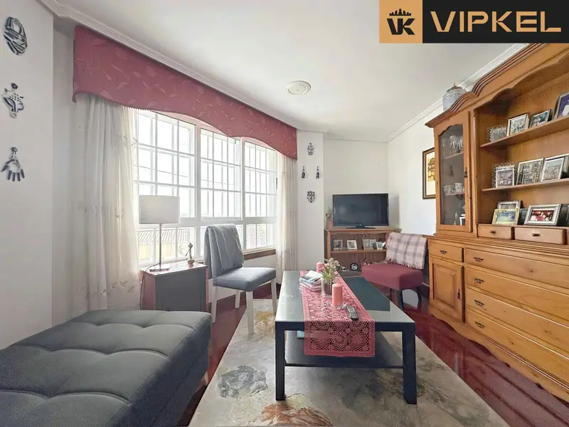 Piso en venta en Eiris 4 habitaciones terraza garaje trastero