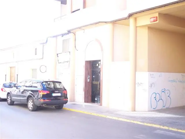 Venta Local Comercial Almansa 50m2 40m2 Entreplanta