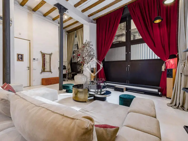 Apartamento historico en venta en el Gotico de Barcelona