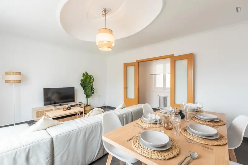 Coliving Valencia Habitaciones Amuebladas Servicios Incluidos