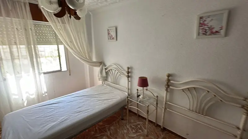 Apartamento en Torrevieja cerca del mar 111m2 3 habitaciones 2 baños
