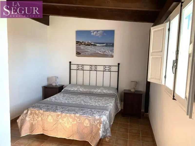 Finca Rustica con 3 Viviendas en Barbate
