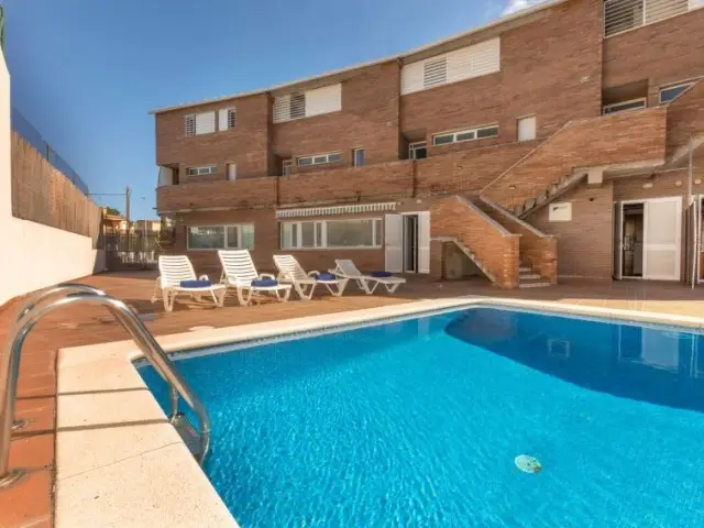 Apartamento 2 Dormitorios L Escala Piscina Wifi
