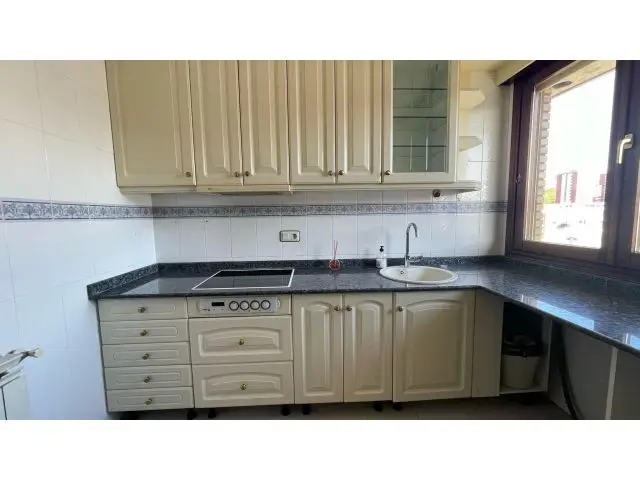 ¡Tu Nuevo Hogar Te Espera En Calle La Gloria, Santander!