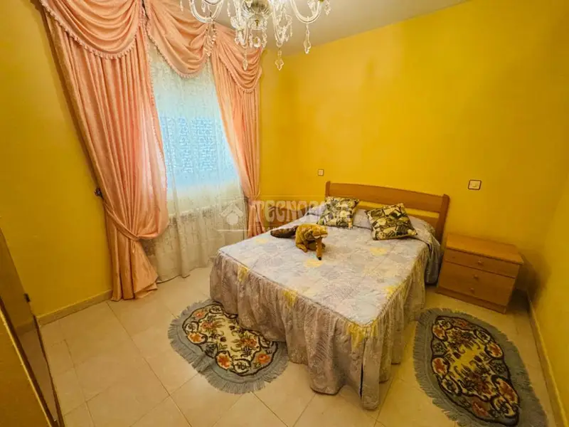 Chalet independiente en Almorox con garaje y piscina