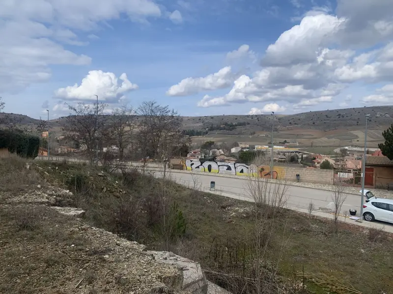 Venta Solar Siguenza 305m2 Chalet Adosado Tres Plantas