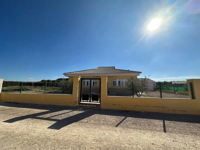 Villa 3 Dormitorios Fortuna Murcia