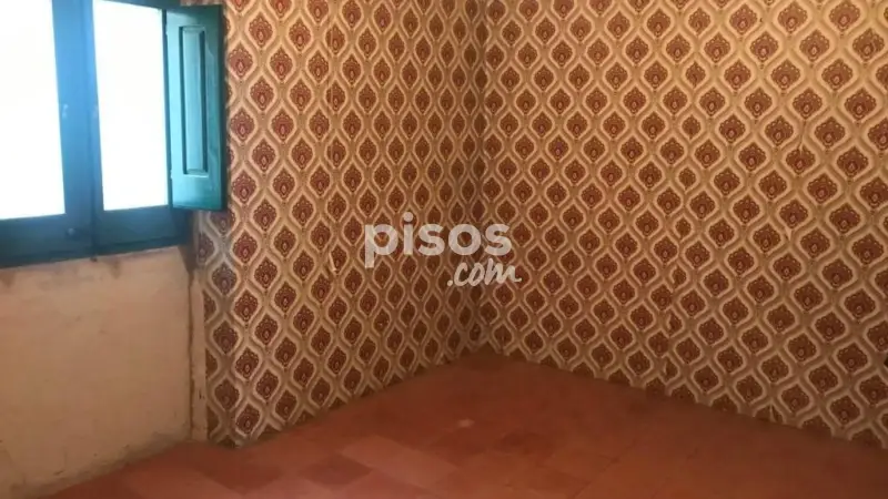 Casa Rústica en Bàscara con 5 Habitaciones